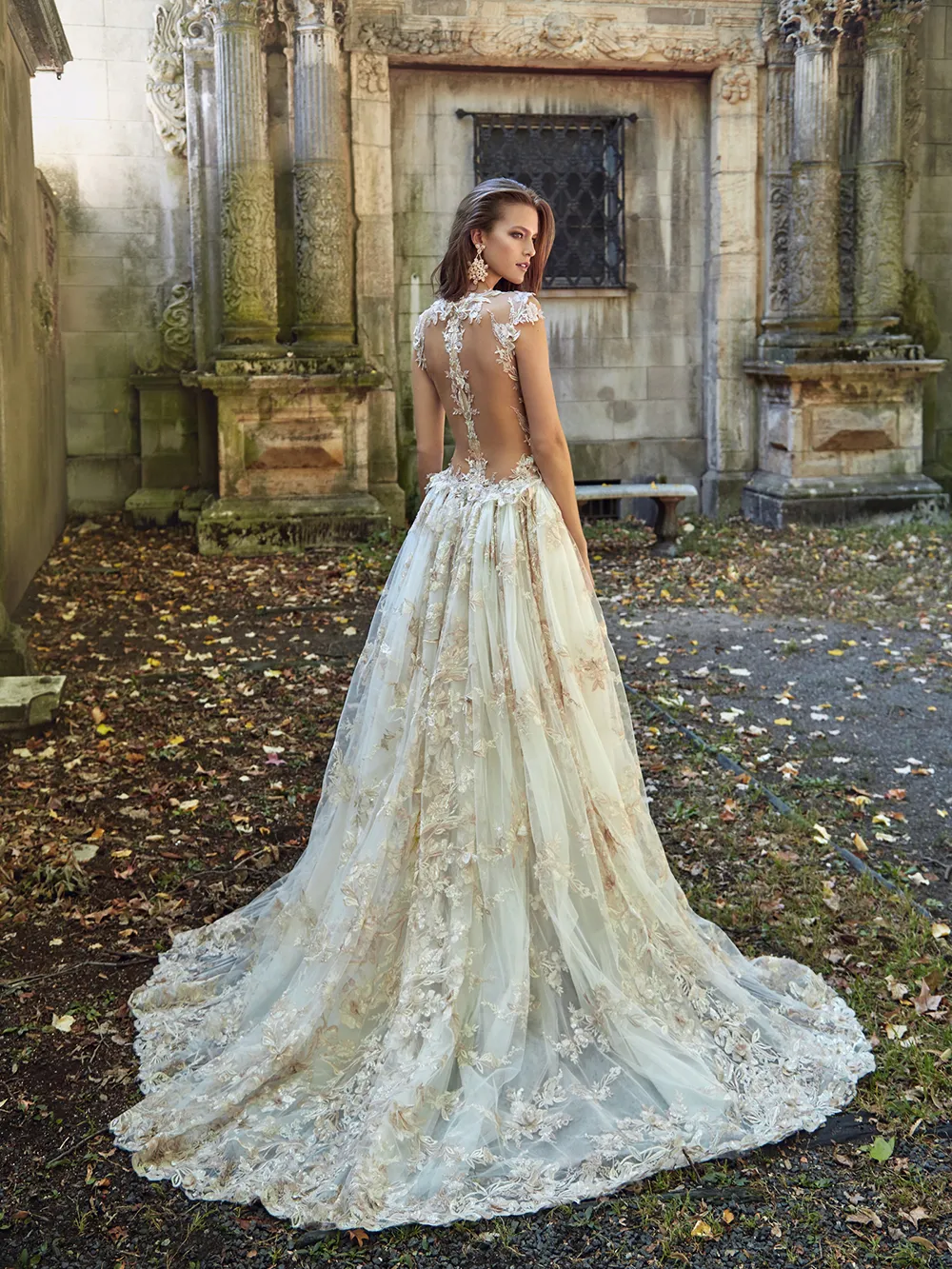 Lilyrose - Galia Lahav Fall 2017 Bridal Collection. theweddingnotebook.com