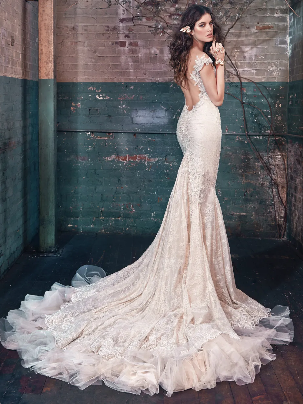 Blossom – Galia Lahav Spring 2016 Bridal Collection. theweddingnotebook.com