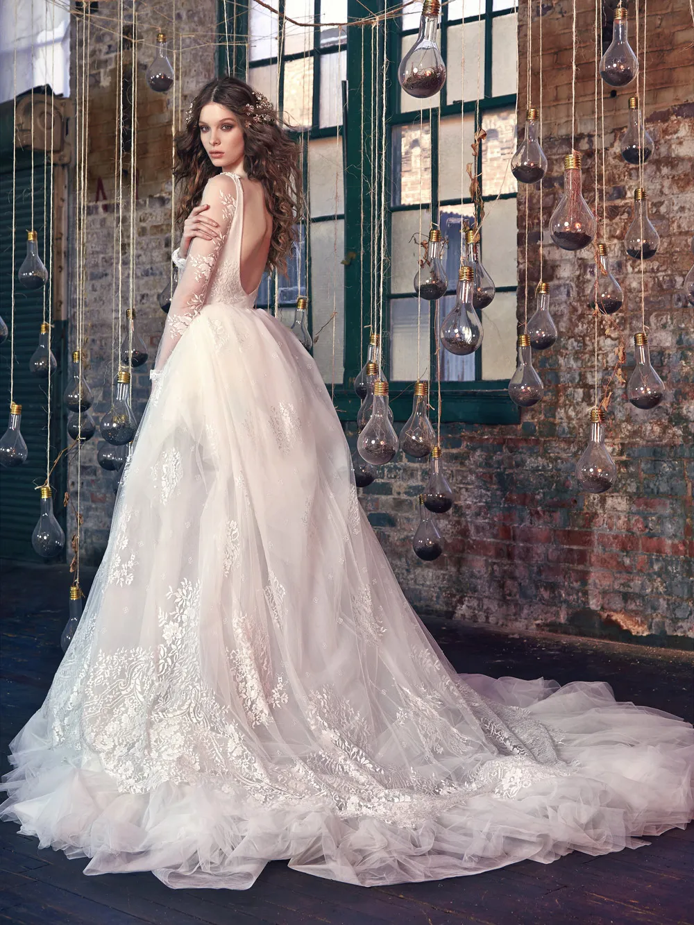 Snow White – Galia Lahav Spring 2016 Bridal Collection. theweddingnotebook.com