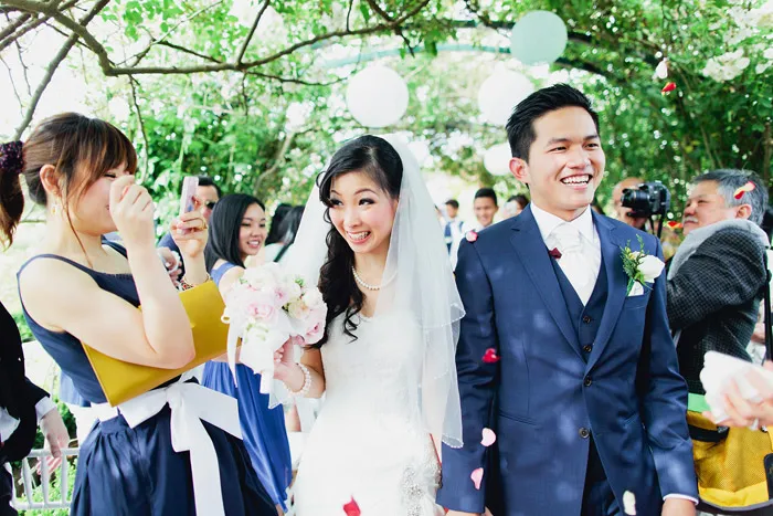 Photo by Sayher Heffernan. theweddingnotebook.com