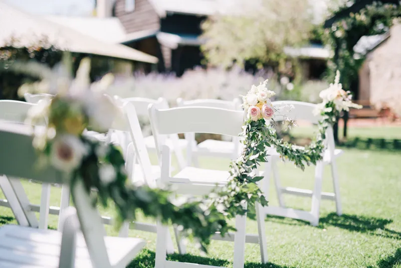 Photography by Ben Yew. theweddingnotebook.com
