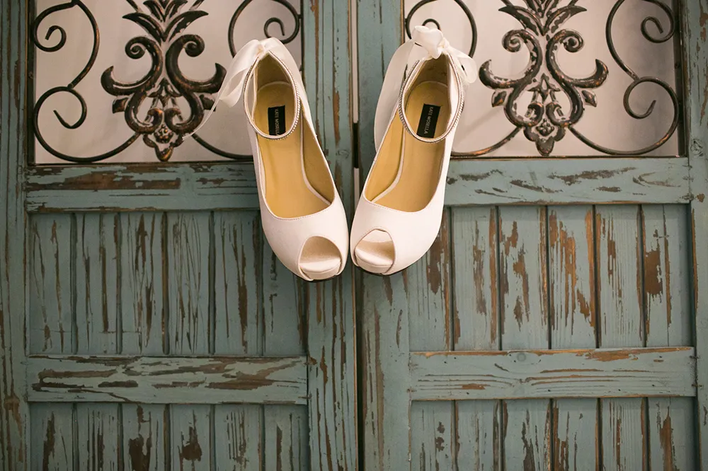 Photo by Anna Rina. theweddingnotebook.com