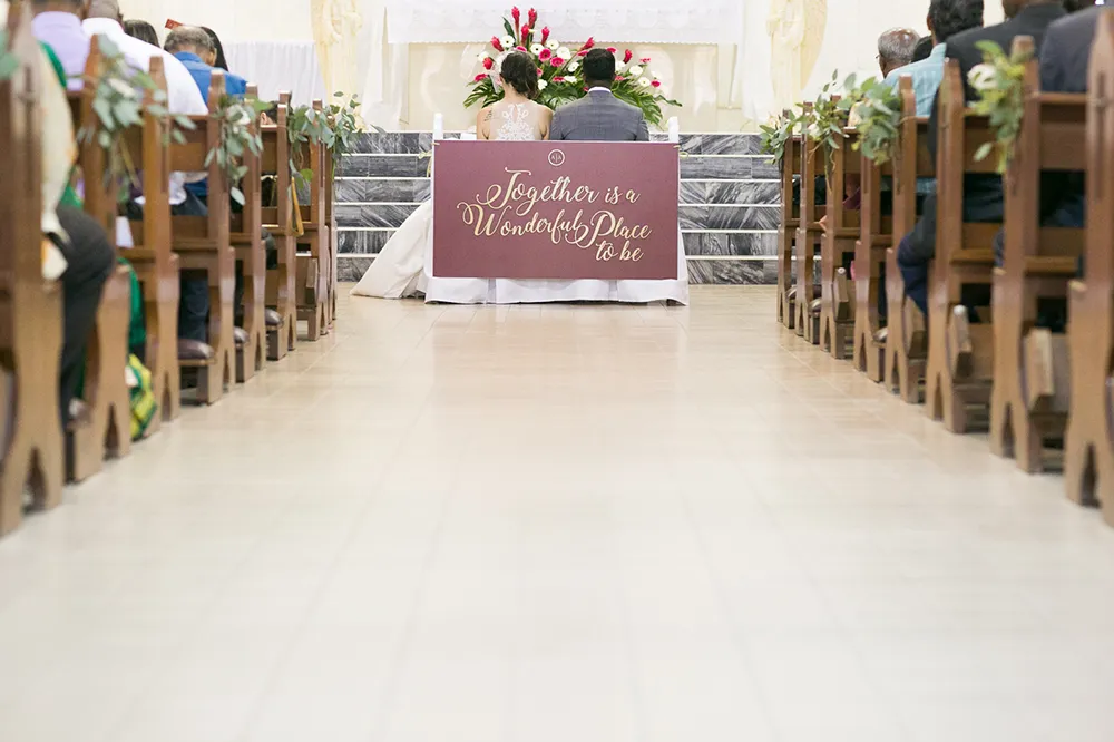 Photo by Anna Rina. theweddingnotebook.com