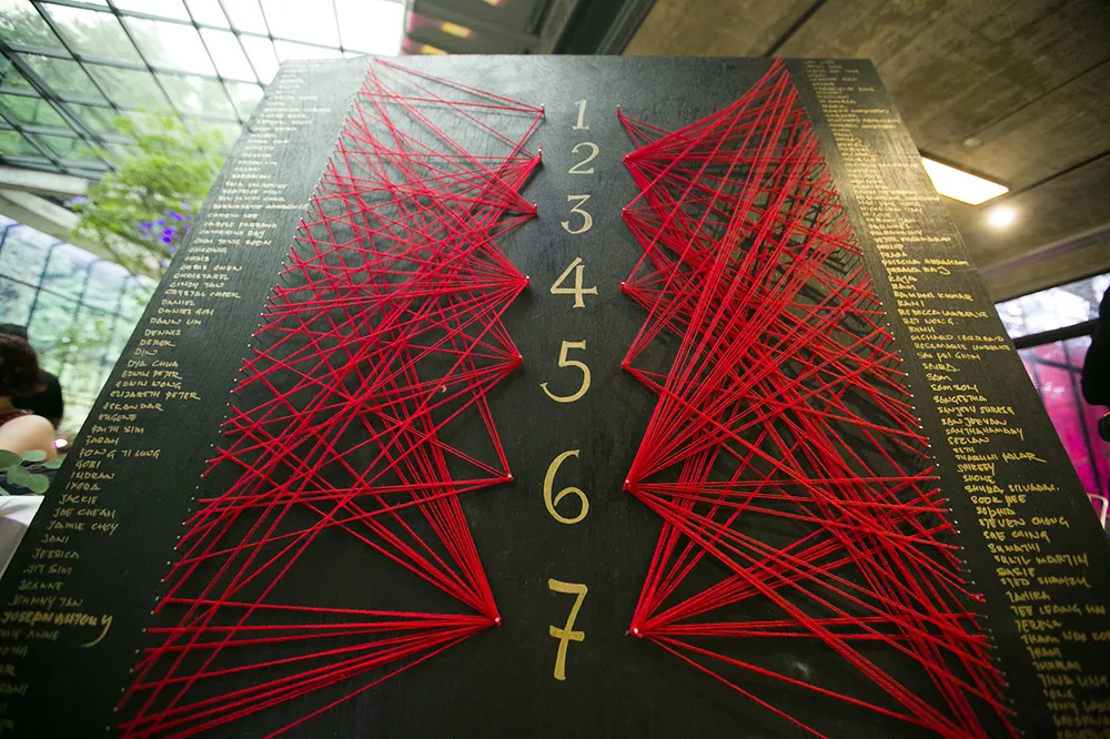 Photo by Anna Rina. theweddingnotebook.com