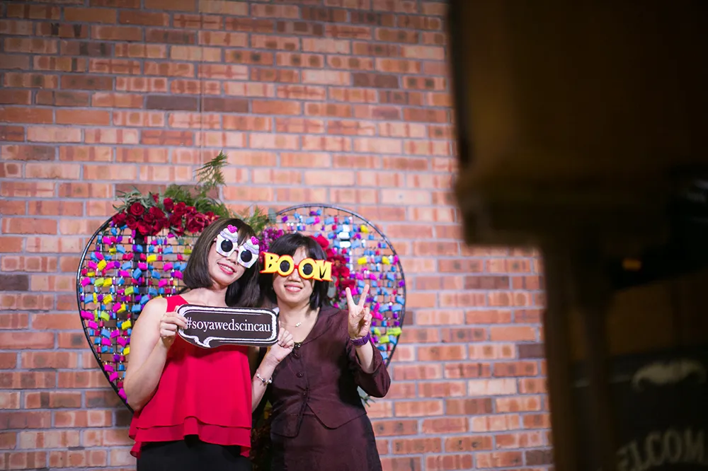 Photo by Anna Rina. theweddingnotebook.com