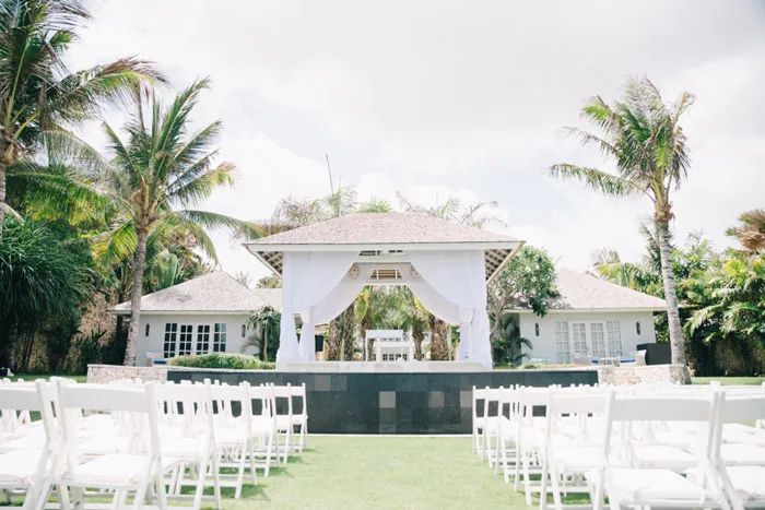 Destination wedding in Bali. Ben Yew Photography. theweddingnotebook.com