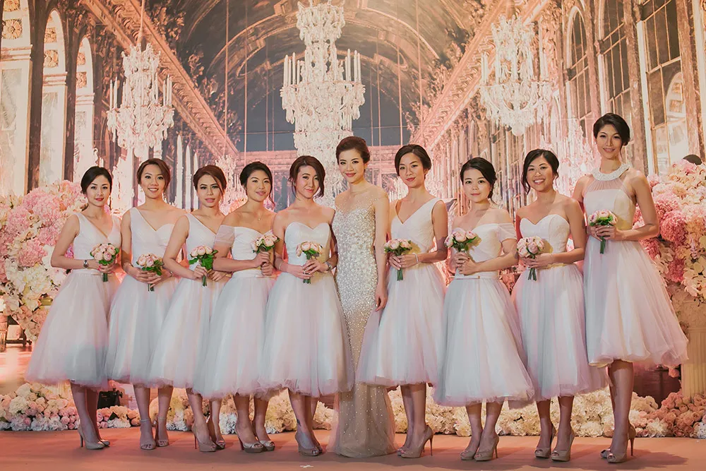 Photo by Deviews Production. theweddingnotebook.com