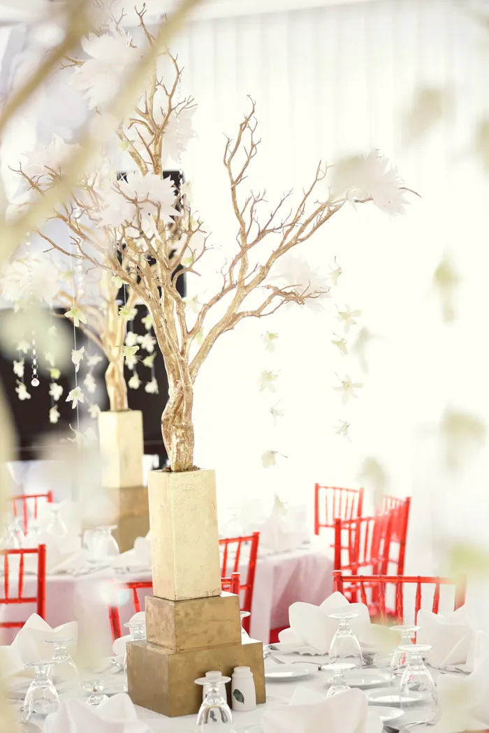 Photo by Hollywood Bridal, Kuching. theweddingnotebook.com