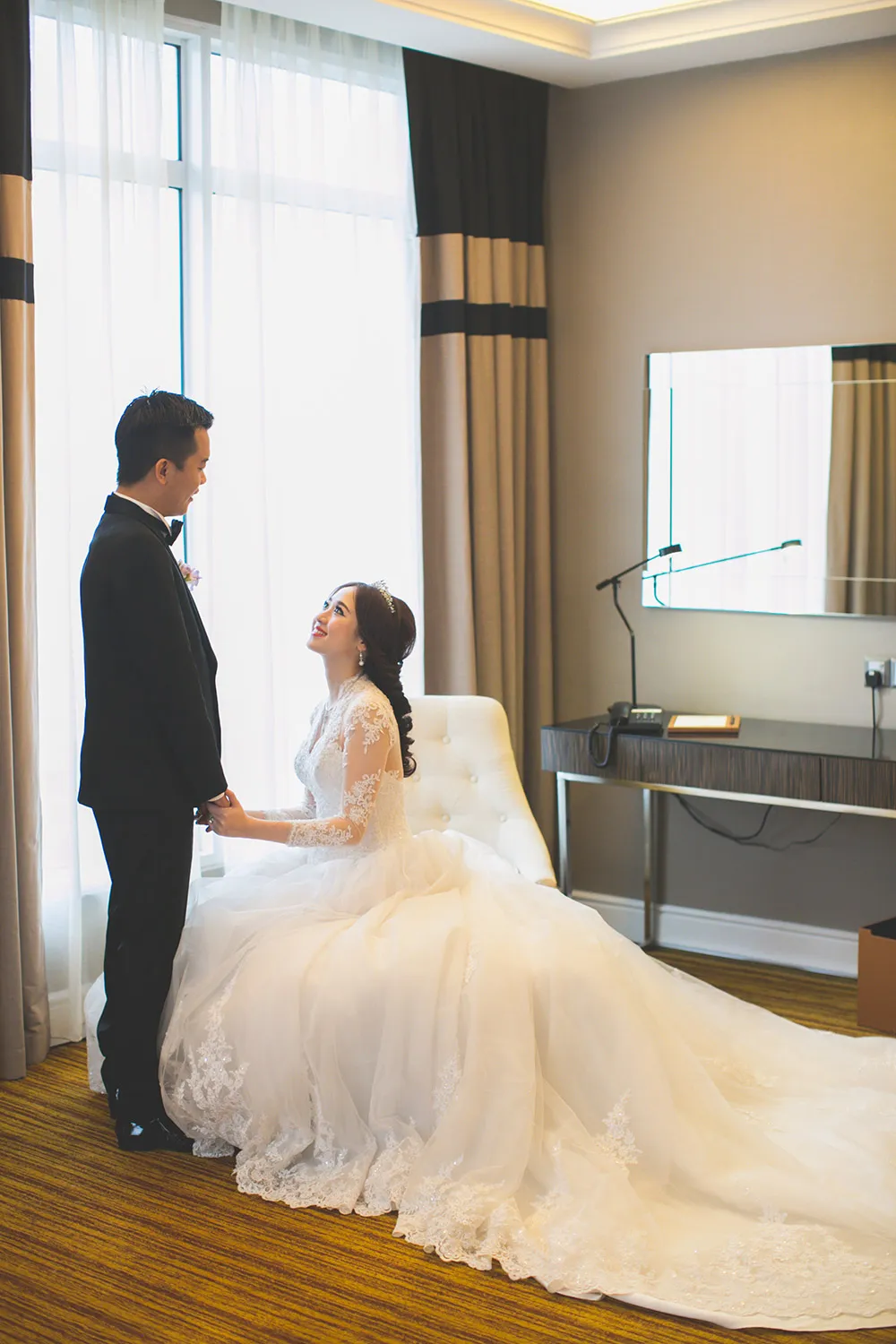 Jon Low Photography. theweddingnotebook.com