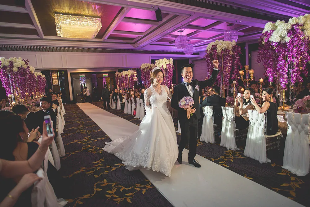 Jon Low Photography. theweddingnotebook.com