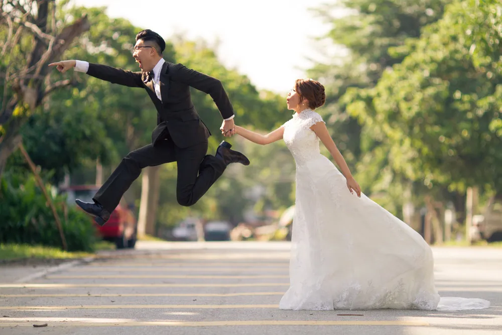 Photo Josh Chong Photography. theweddingnotebook.com