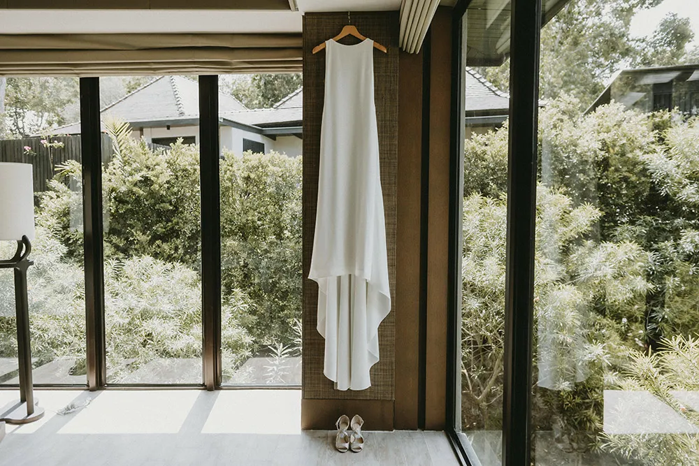 Photo by Trees On The Moon. theweddingnotebook.com