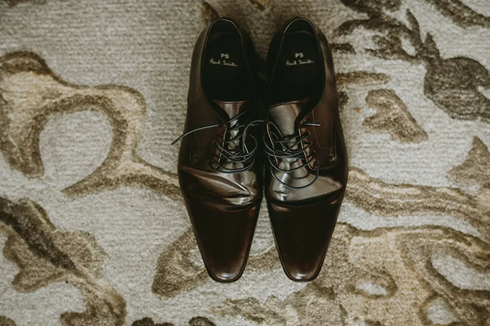 Photo by Trees On The Moon. theweddingnotebook.com