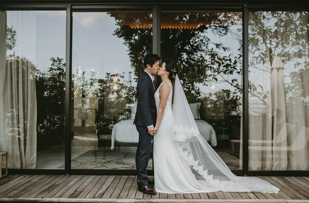 Photo by Trees On The Moon. theweddingnotebook.com