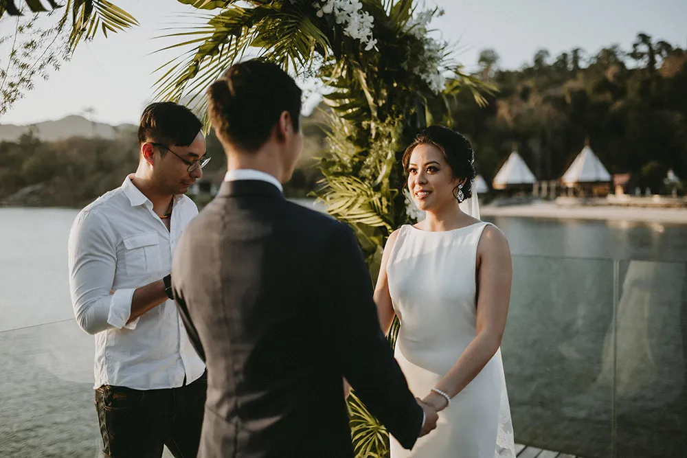 Photo by Trees On The Moon. theweddingnotebook.com