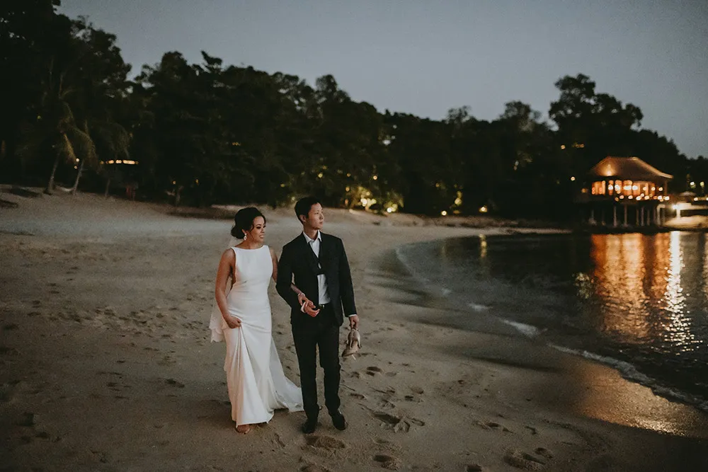 Photo by Trees On The Moon. theweddingnotebook.com