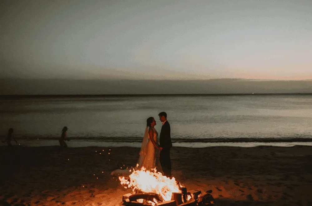 Photo by Trees On The Moon. theweddingnotebook.com