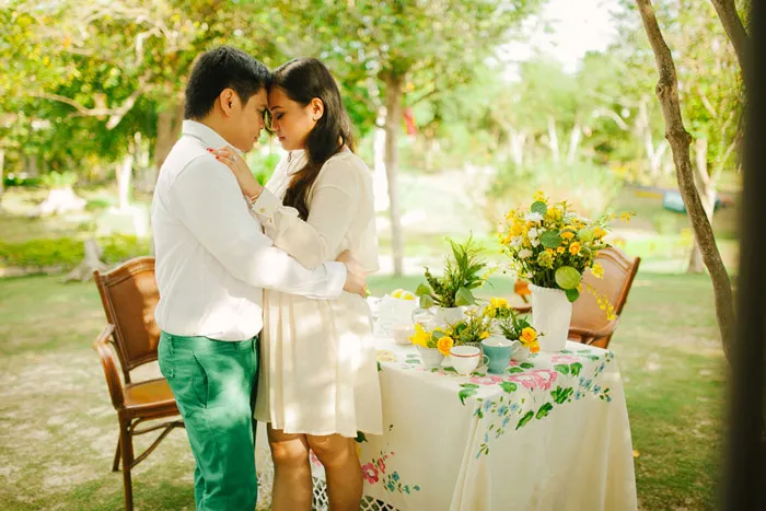 Marlon Capuyan Photography. Styling by Cuckoo Cloud Concepts. theweddingnotebook.com