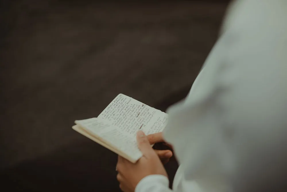 Hellojanelee Photography. theweddingnotebook.com