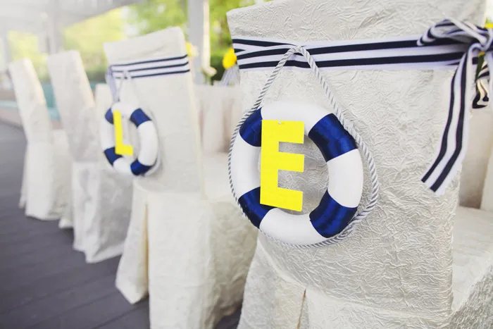 Photo by Ian Photography. theweddingnotebook.com