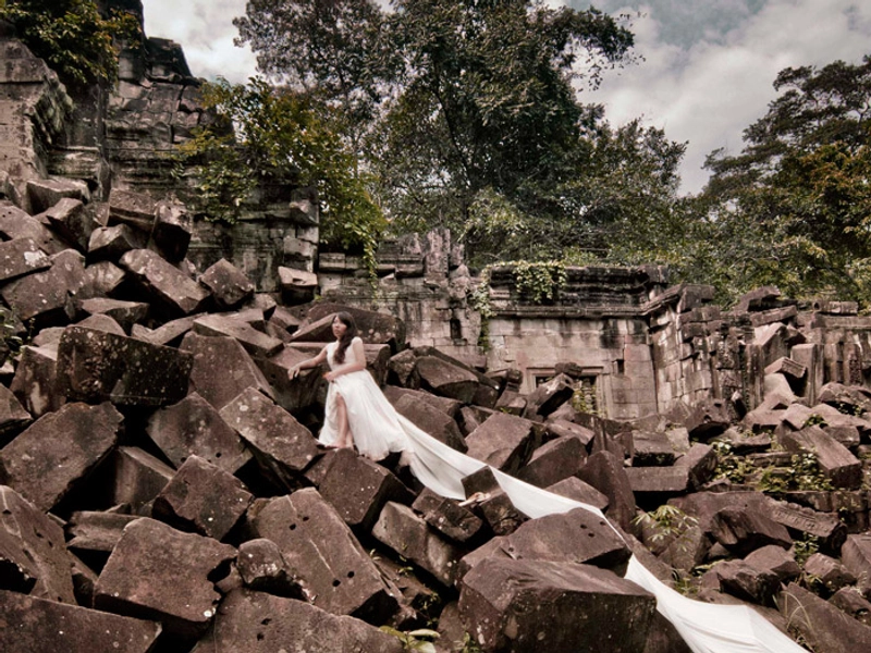 How To Shoot Your Own Bridal Portraits