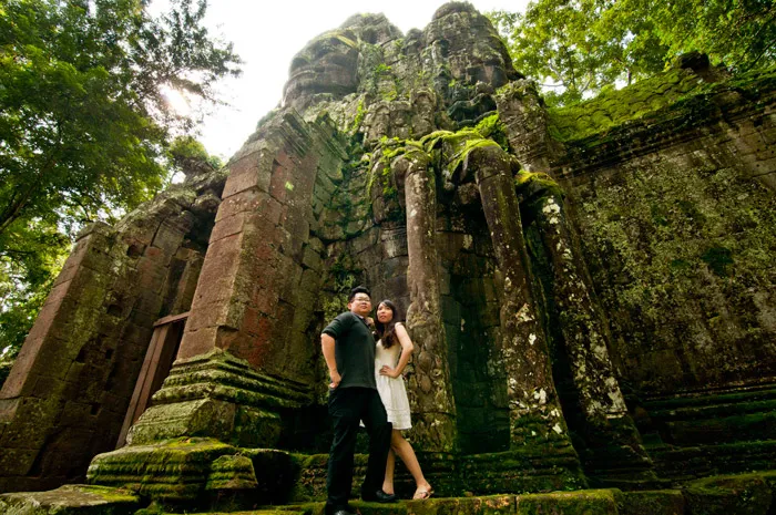 How To Shoot Your Own Bridal Portraits. theweddingnotebook.com