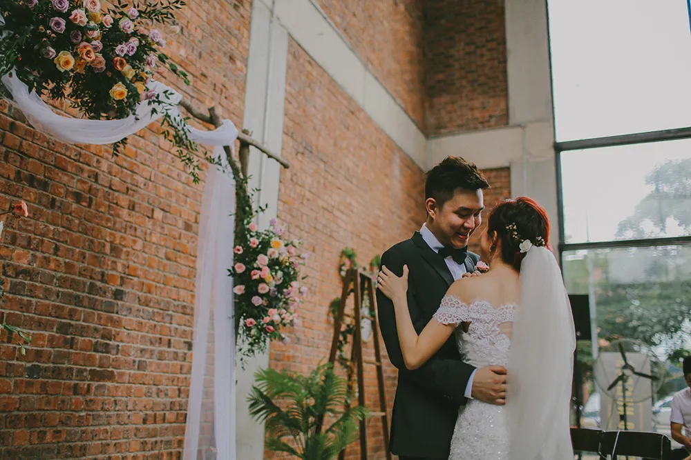 Photo by Studio Numb9r. theweddingnotebook.com