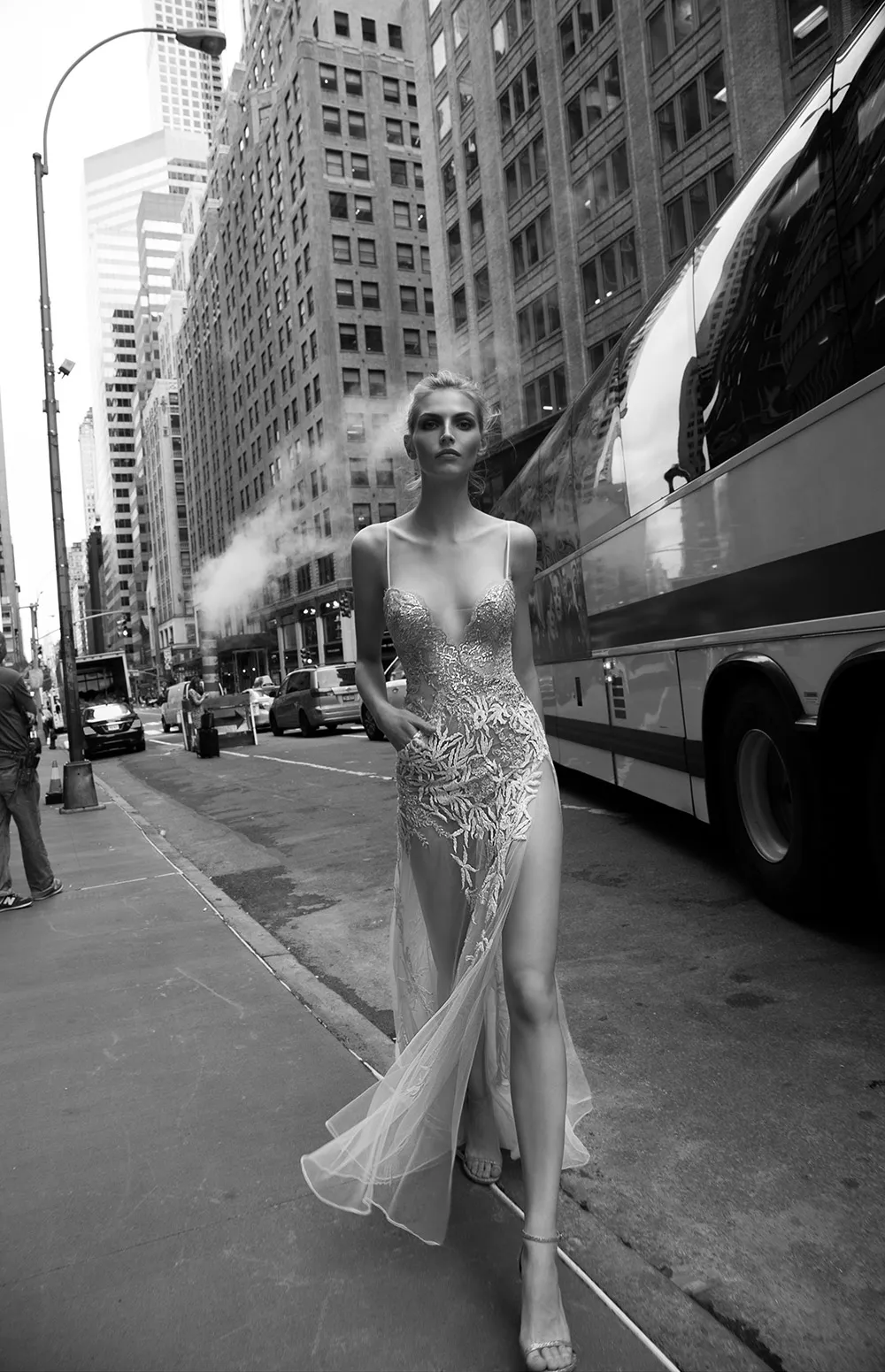 Inbal Dror Fall 2016 Collection. theweddingnotebook.com 