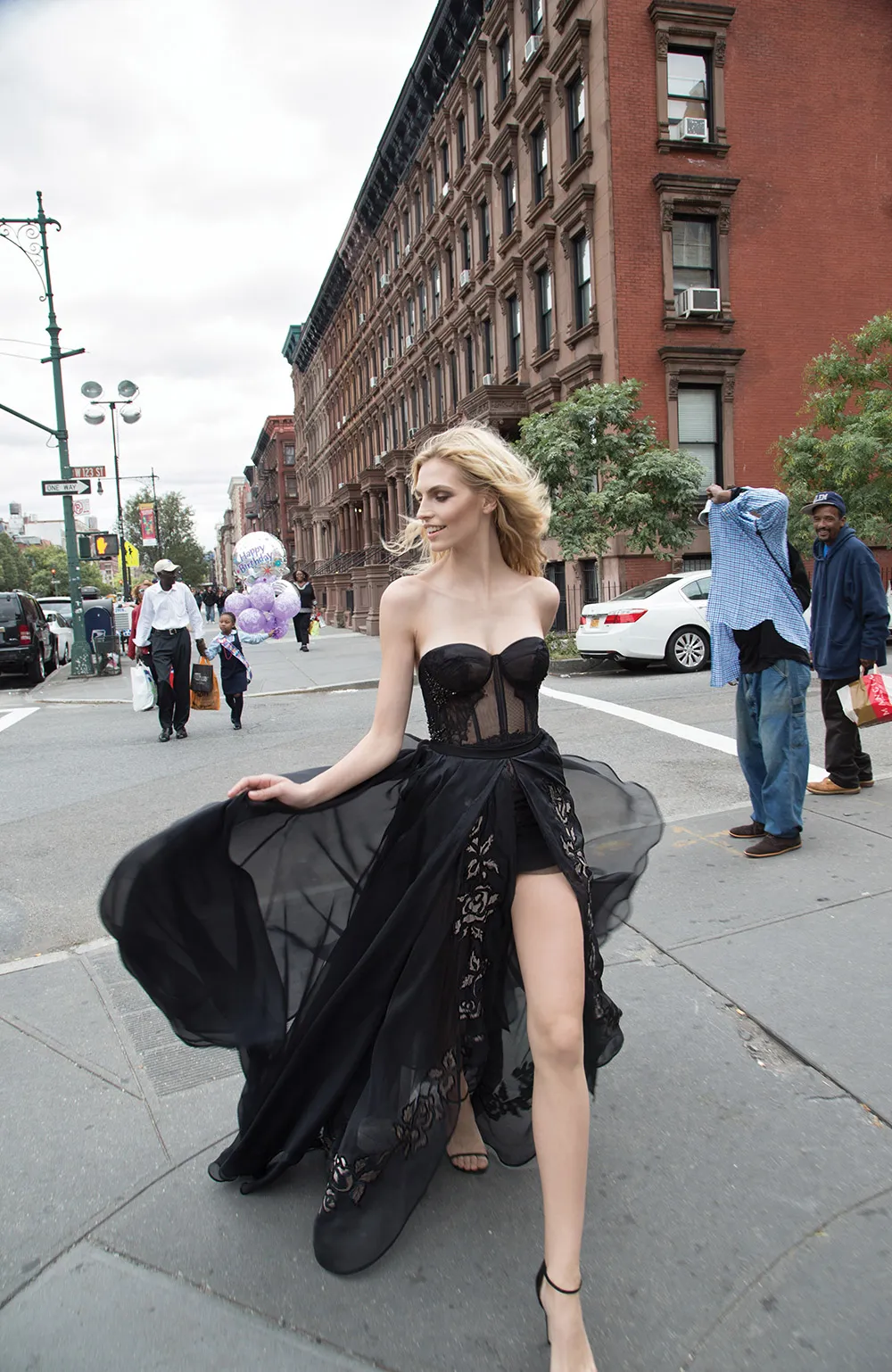 Inbal Dror Fall 2016 Collection. theweddingnotebook.com 