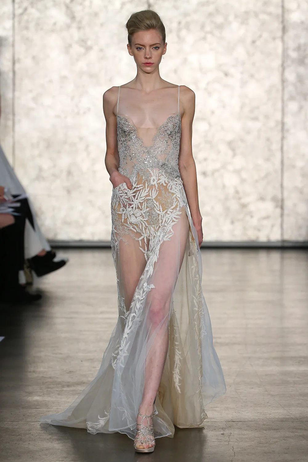 Inbal Dror Fall 2016 Collection. theweddingnotebook.com