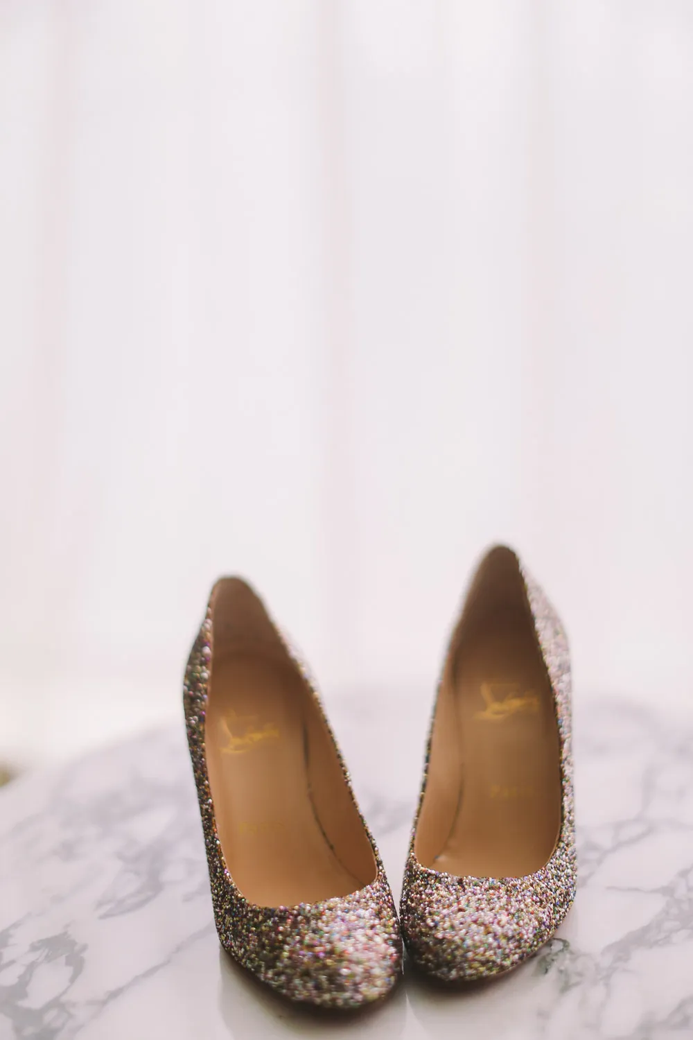 Jenny Sun Photography. theweddingnotebook.com