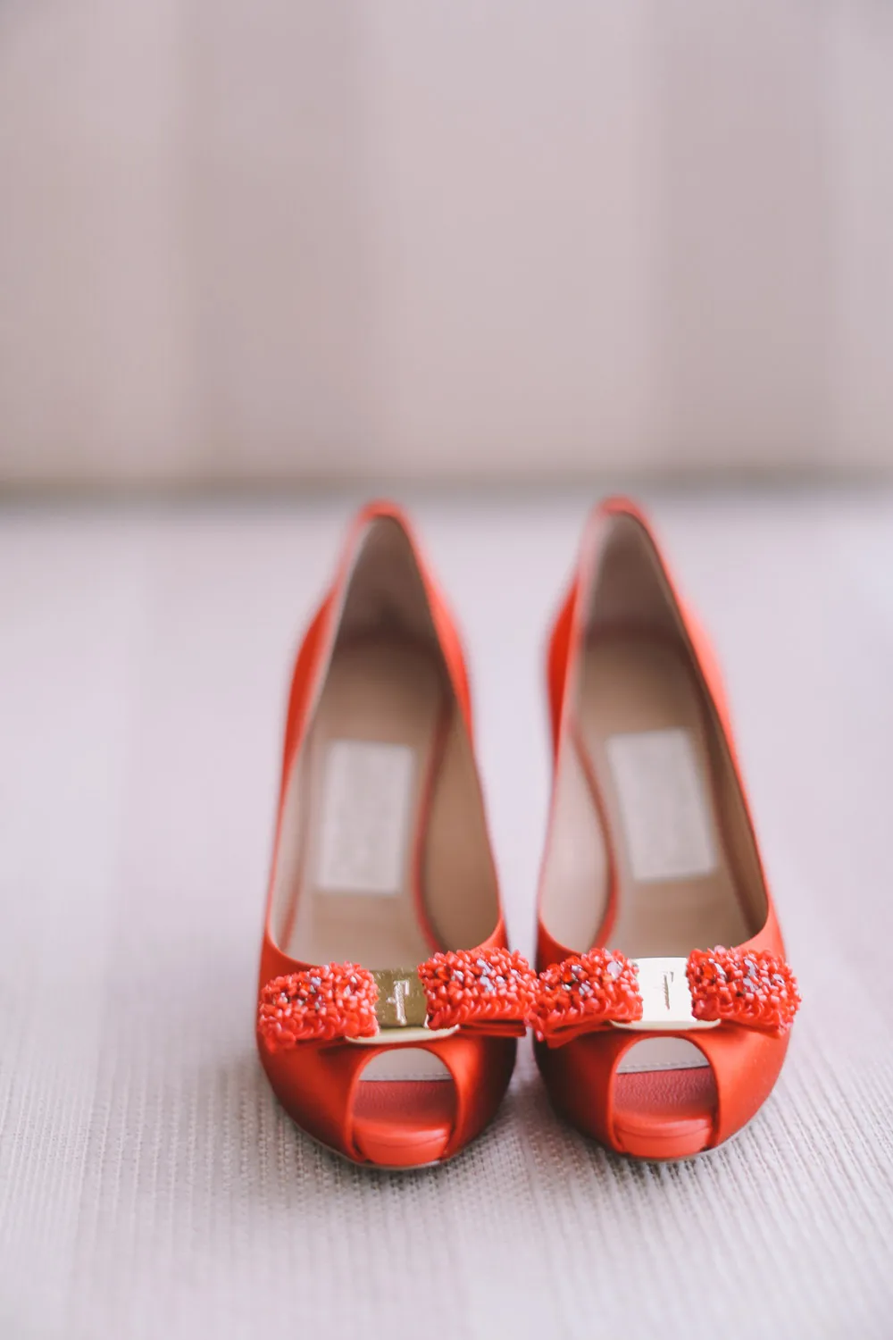 Jenny Sun Photography. theweddingnotebook.com