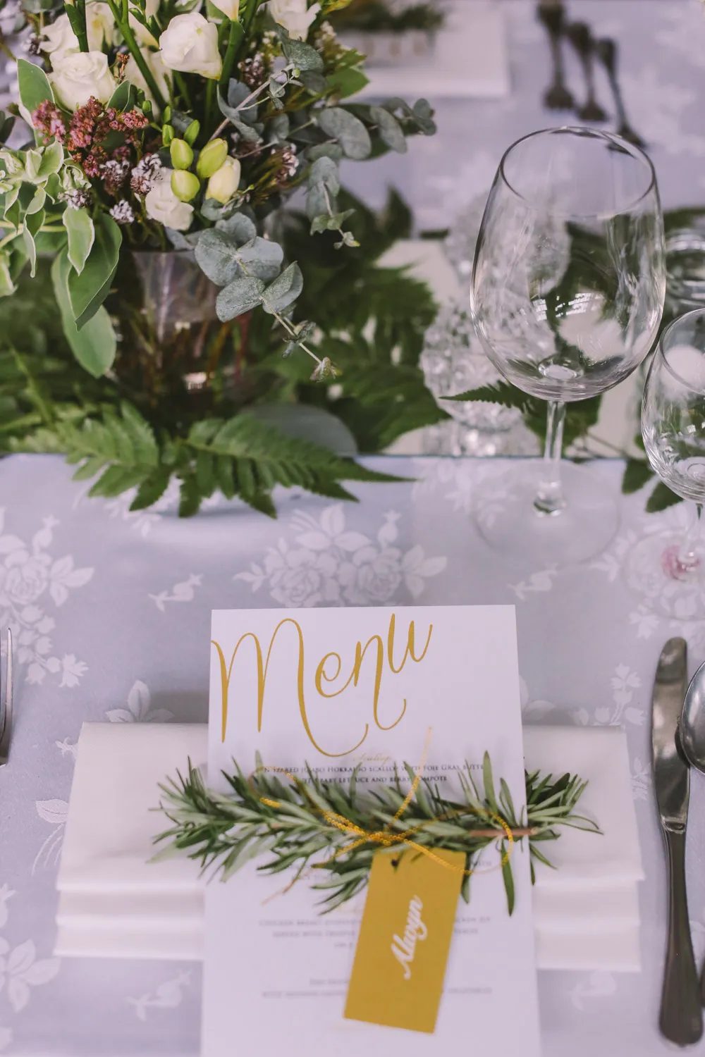 Jenny Sun Photography. theweddingnotebook.com