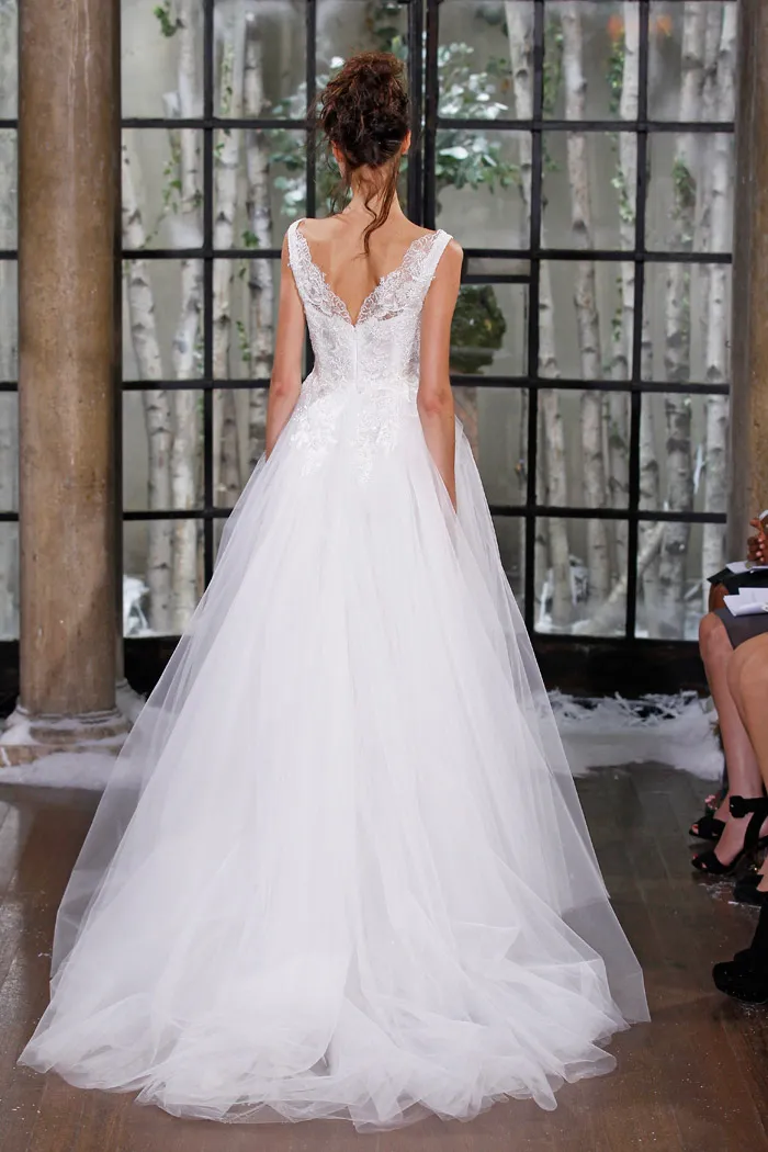 NIMES – Ines Di Santo Fall 2015 Collection. theweddingnotebook.com