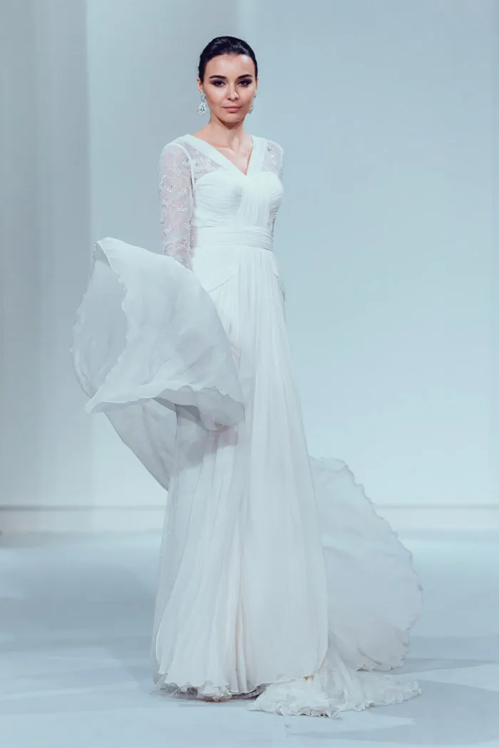 Photo by Funkydali/WAF. Innai Red 2015 Bridal Collection. theweddingnotebook.com