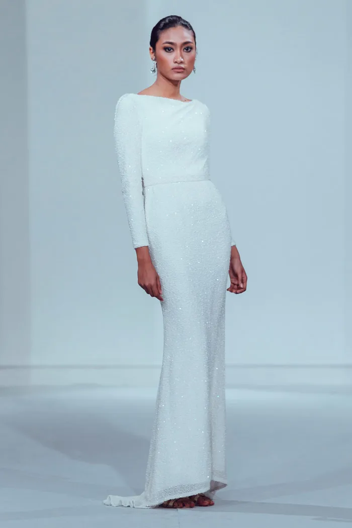Photo by Funkydali/WAF. Innai Red 2015 Bridal Collection. theweddingnotebook.com