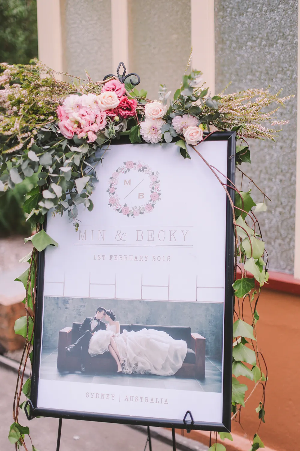 Photo by Jenny Sun Photography. theweddingnotebook.com