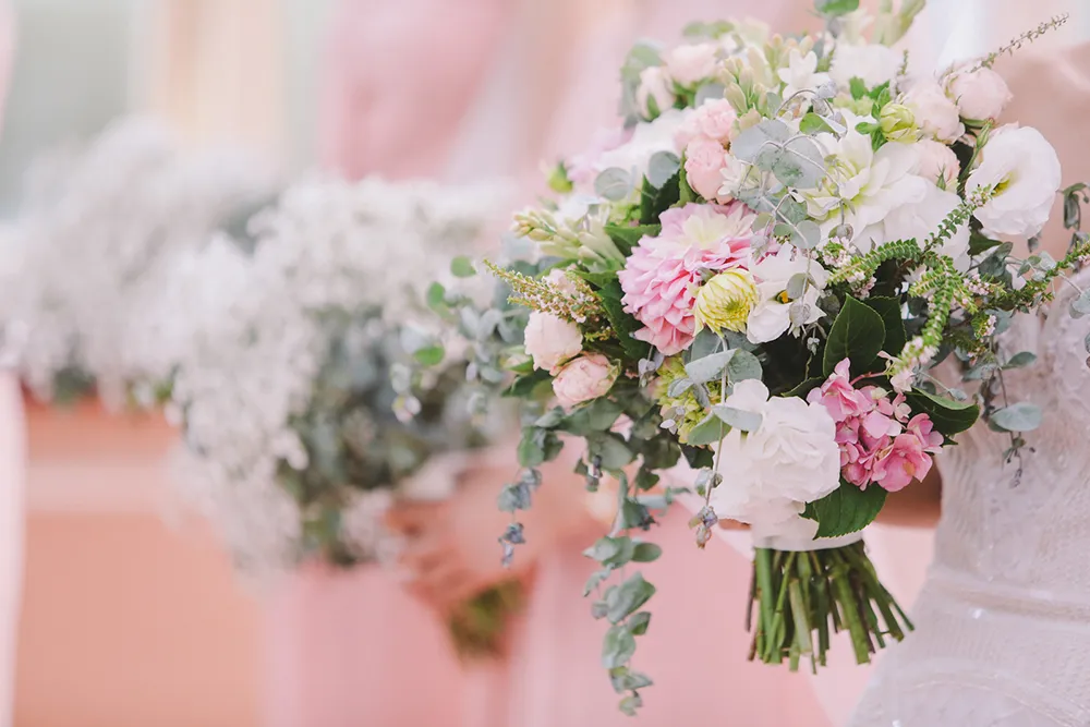 Photo by Jenny Sun Photography. theweddingnotebook.com