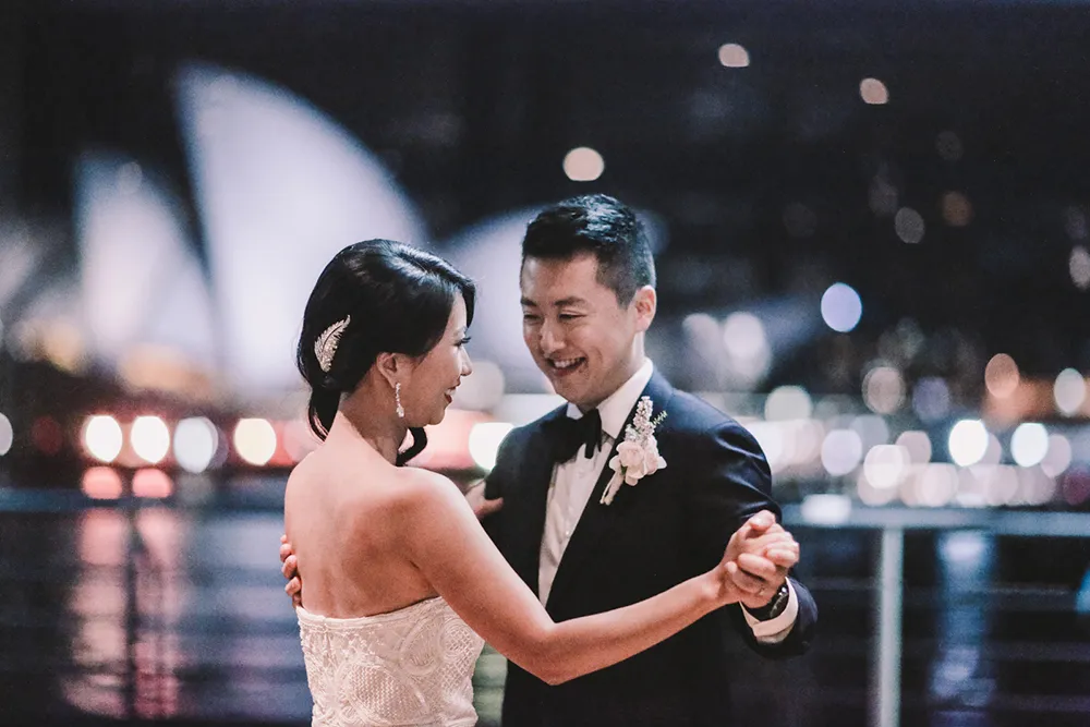 Photo by Jenny Sun Photography. theweddingnotebook.com