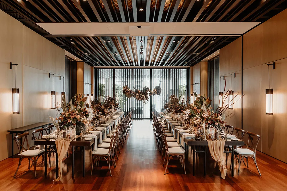 Wedding at The RuMa Hotel and Residences. Peter Herman Photography. www.theweddingnotebook.com