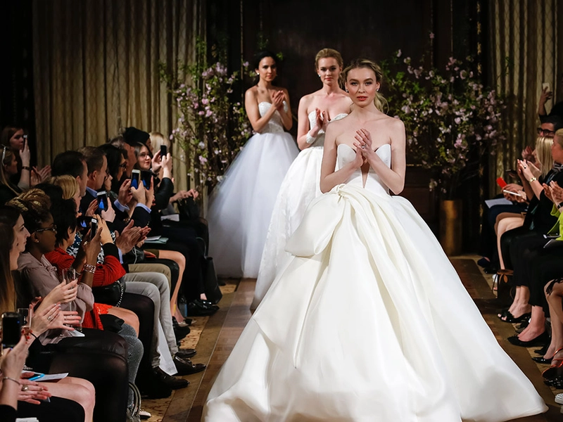 Isabelle Armstrong Spring 2017 Bridal Collection 