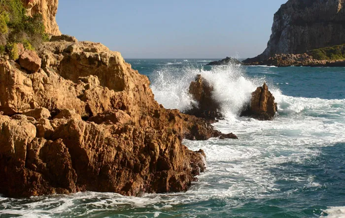 Knysna The Heads, South Africa. Honeymoon itimerary for South Africa. theweddingnotebook.com