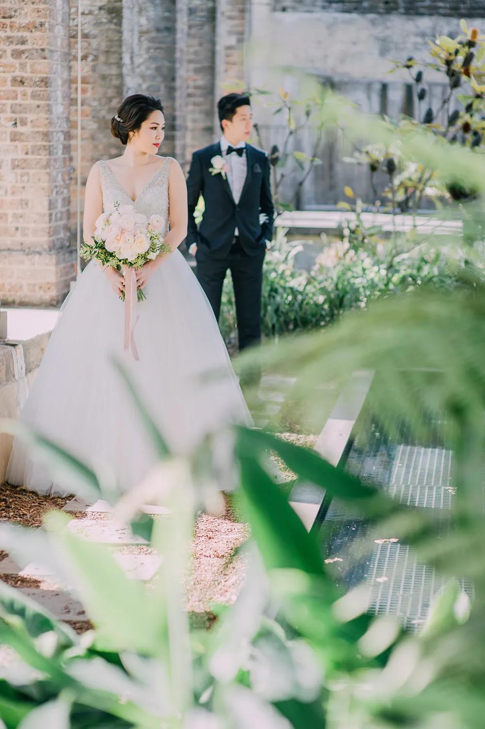 Photo by Daren Chong Photography. theweddingnotebook.com