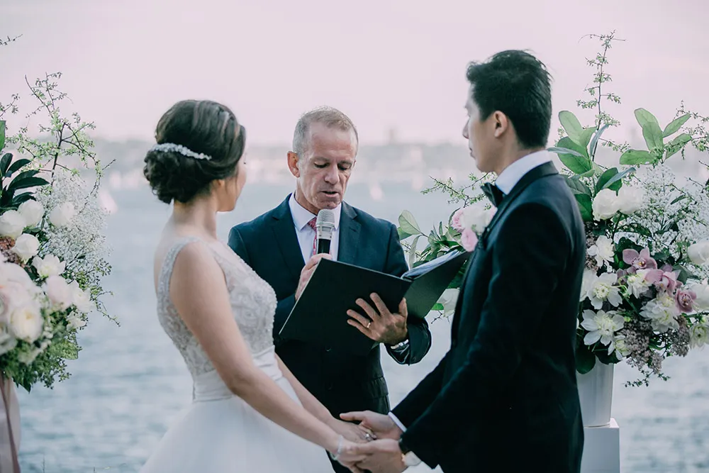 Photo by Daren Chong Photography. theweddingnotebook.com