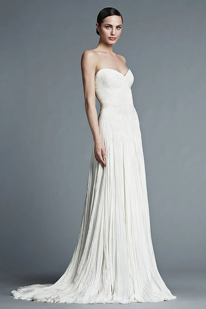 Liane – J. Mendel Bridal 2015 Collection. theweddingnotebook.com