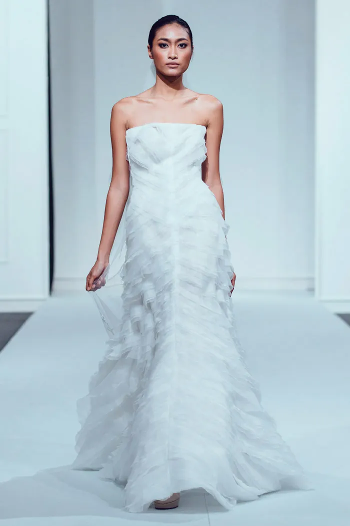 Photo by Funkydali/WAF. Jessicacindy 2015 Bridal Collection. theweddingnotebook.com