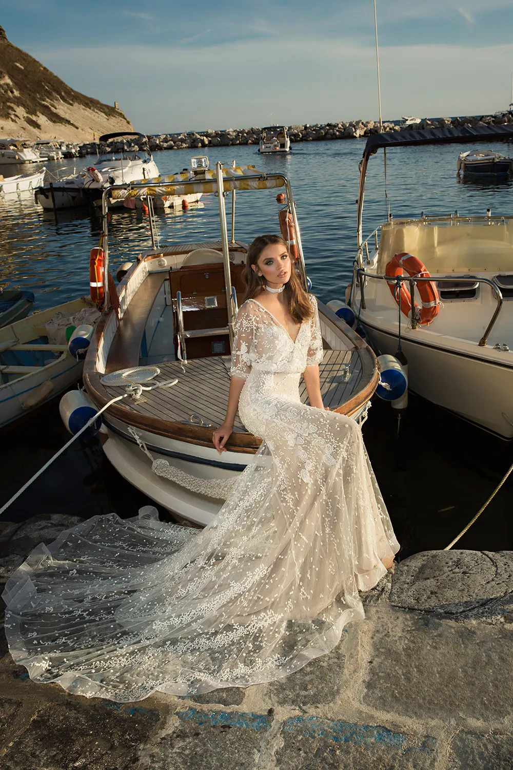 Julie Vino Fall 2017 Collection. theweddingnotebook.com