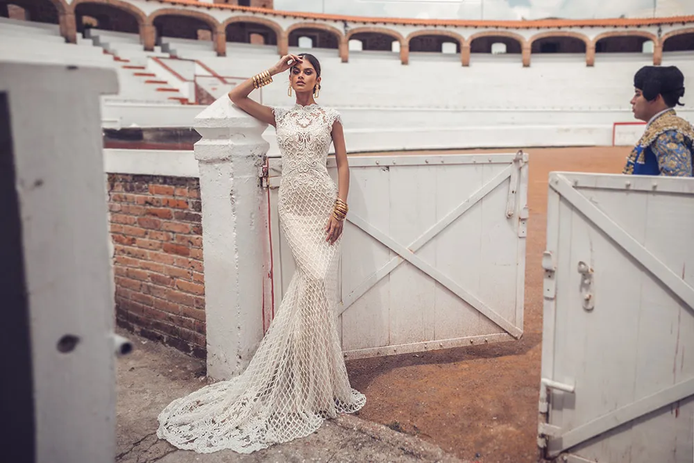 Julie Vino 2019 Bridal Collection. theweddingnotebook.com