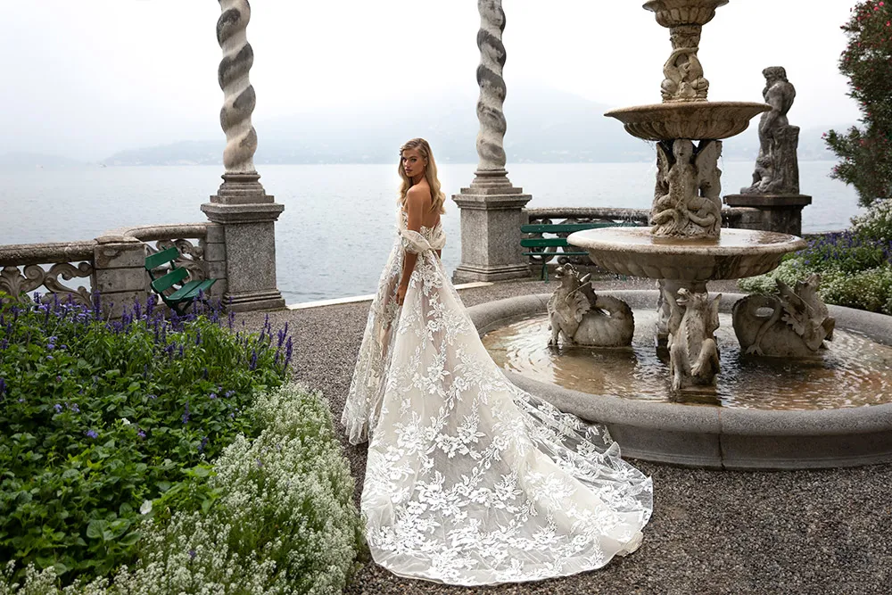 Julie Vino 2020 Bridal Collection. theweddingnotebook.com