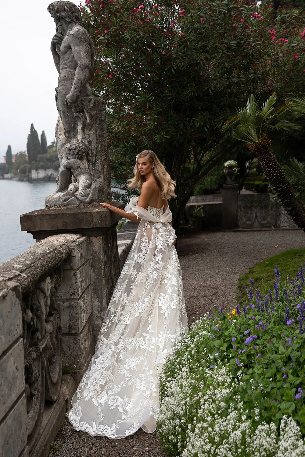 Julie Vino 2020 Bridal Collection. theweddingnotebook.com